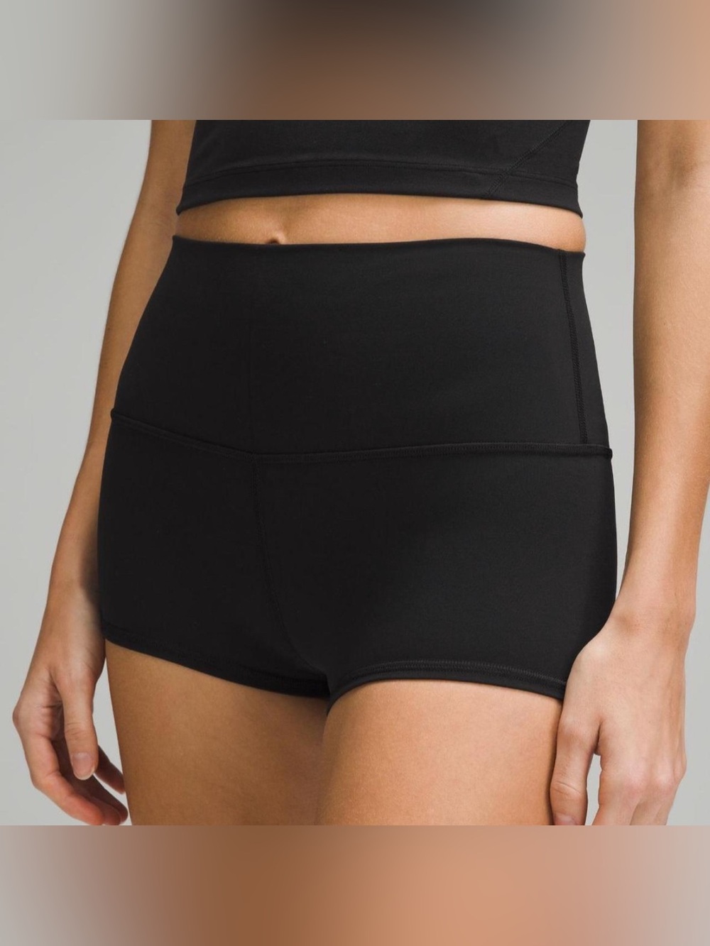 lululemon Athletica Fold over Boogie Short - Black